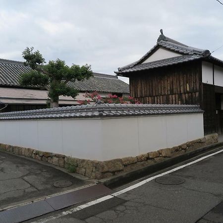 Guest House Oomiyake Naoshima Bagian luar foto