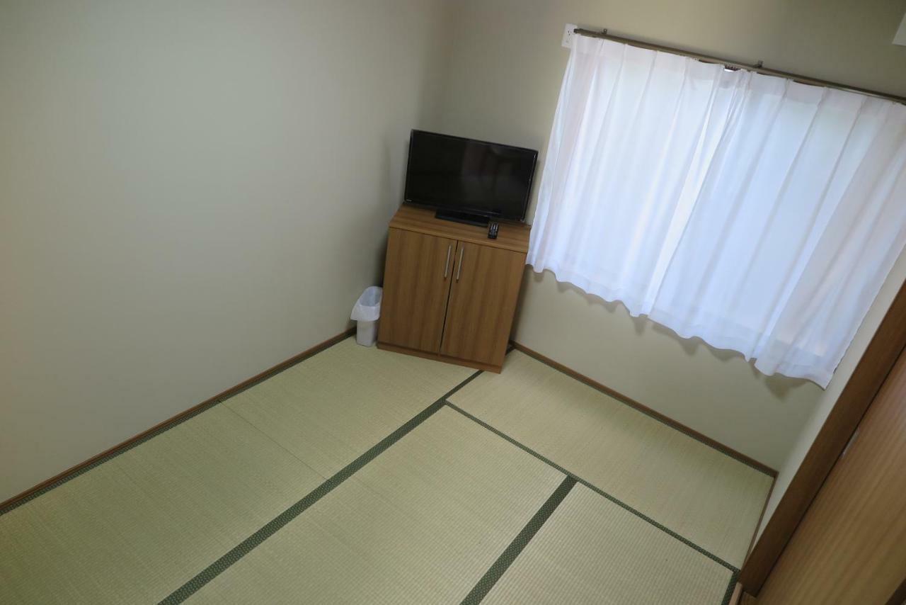 Guest House Oomiyake Naoshima Bagian luar foto